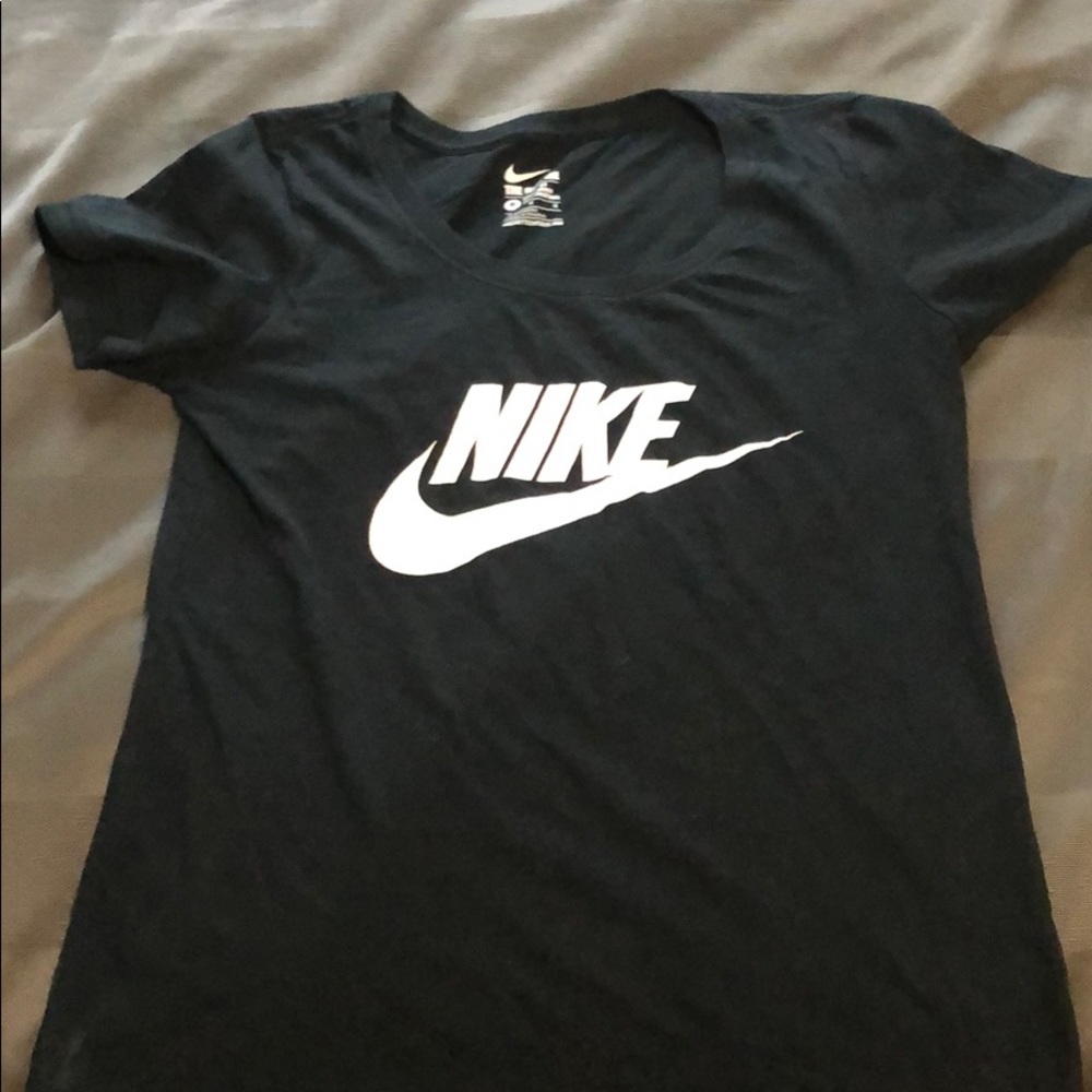 Nike Black Athletic Cut T-shirt
